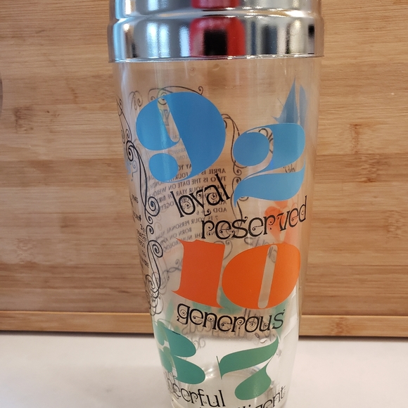Vintage 'What's Your Number?' Retro Glass Cocktail Shaker - Picture 3 of 6